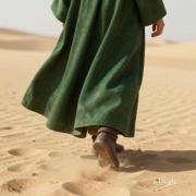 او میاید…کپشن چک بشه پلیز .